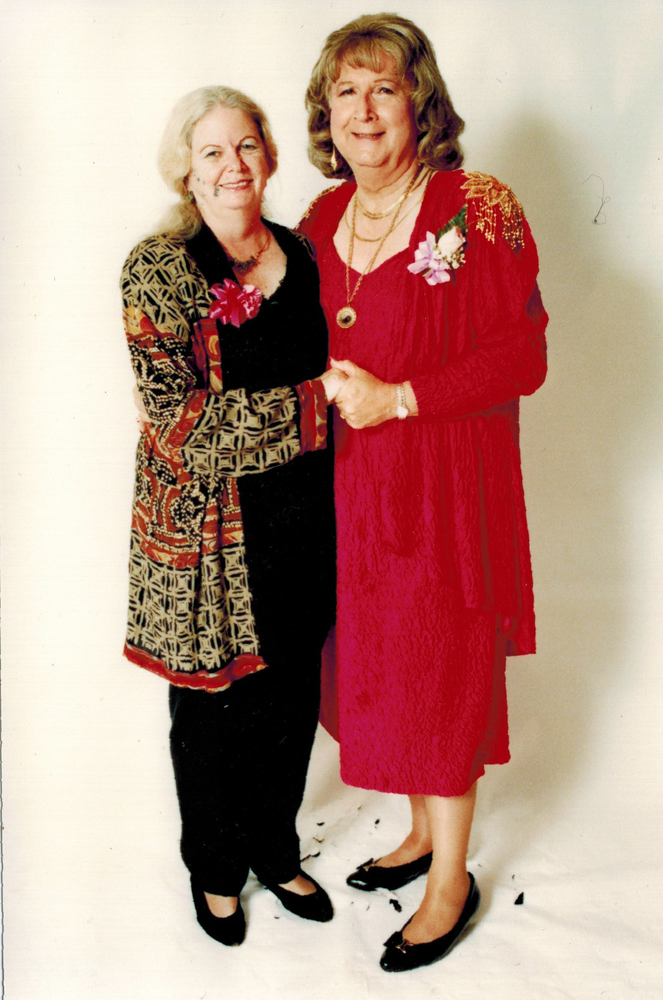 Download the full-sized image of Dottie and Alison Laing Formal Portrait (1)