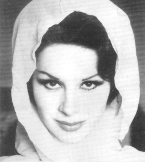 Download the full-sized image of April Ashley Headshot (1956)