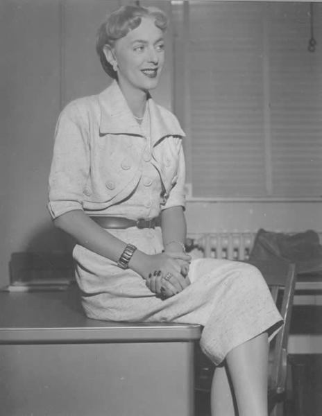 Download the full-sized image of Christine Jorgensen Visits the Kinsey Institute (2)